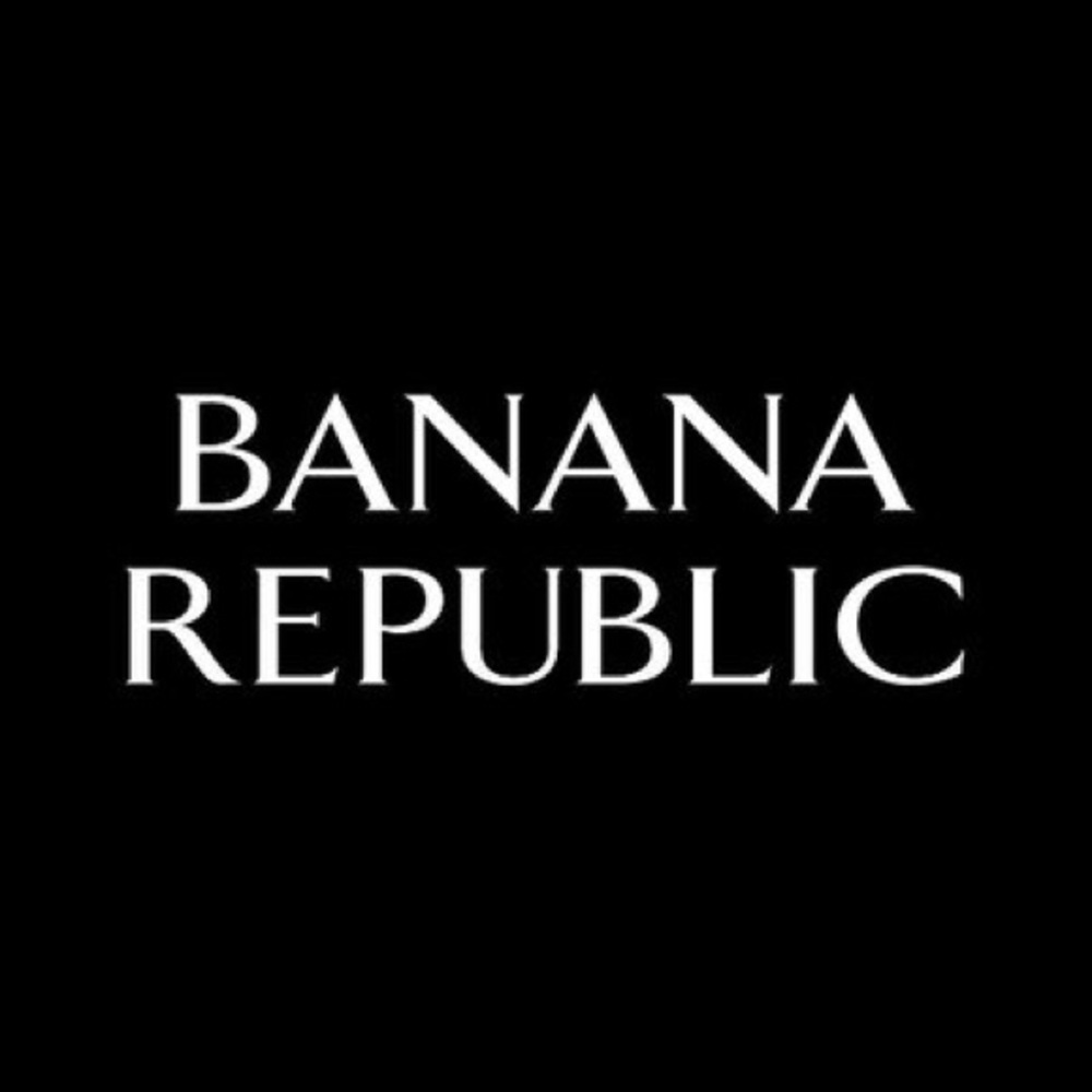 banana republic tan sweater 🍌
